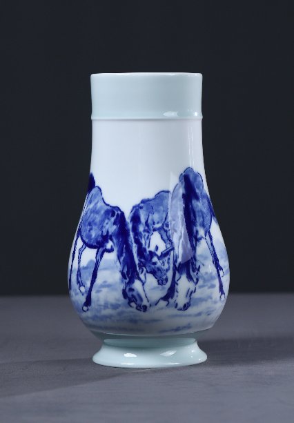 Xu Beihong Style Blue-White Fu Tong Zun Vessel (29 cm)